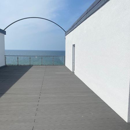 Apartamentowiec Amon Przy Plazy 16 I 19 Ujście-Darłowskie Buitenkant foto