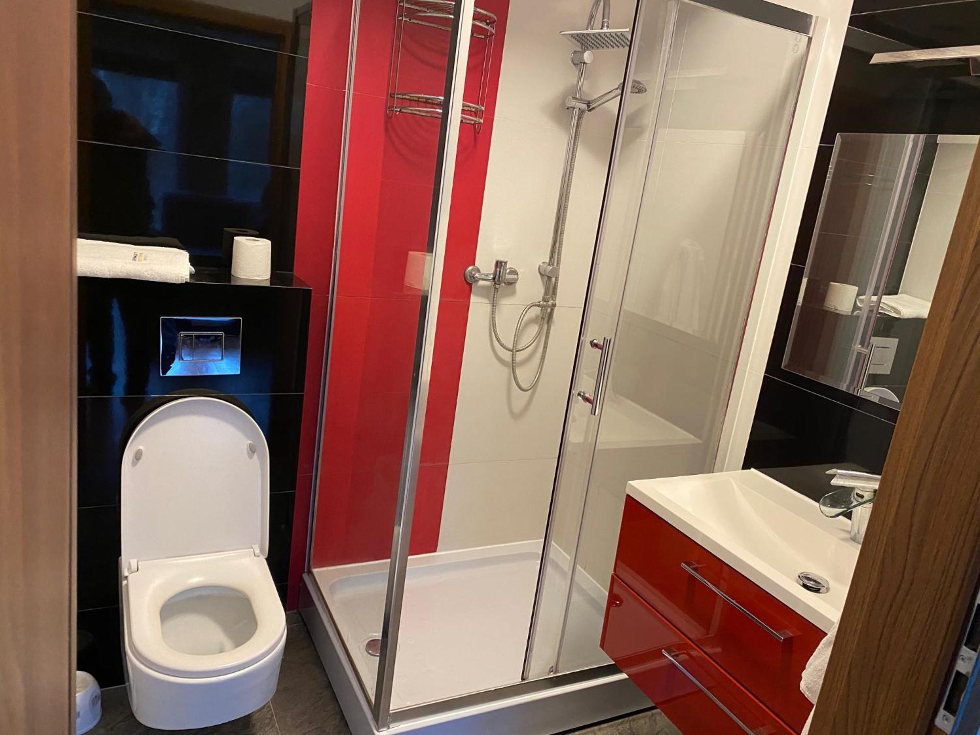 Apartamentowiec Amon Przy Plazy 16 I 19 Ujście-Darłowskie Buitenkant foto